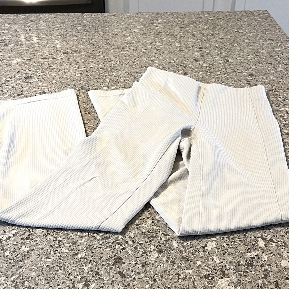Lululemon Ribbed Softstreme Flared Pant